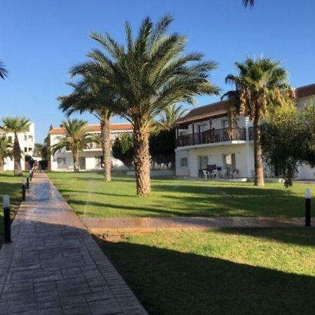 Maistros Hotel Apartments Protaras Esterno foto